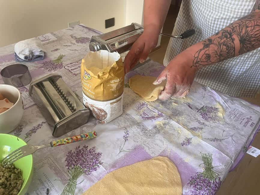 Cagliari Home Cooking Class: Pasta, Wine & Sardinian Flavors - Languages, value, and what is included