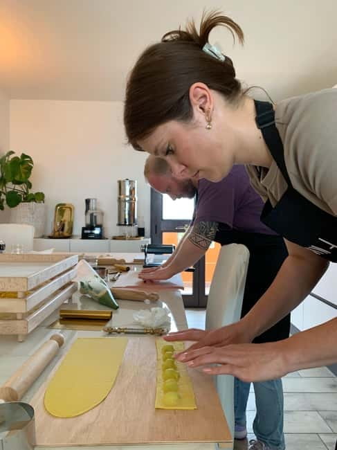 Cagliari: Pasta Cooking Class with 3-Course Dinner - Sitting down to a three-course dinner