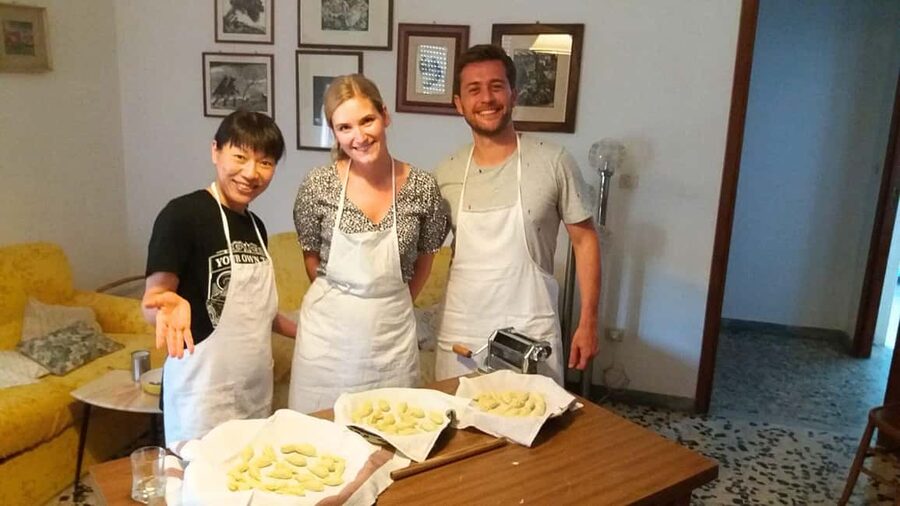 Cagliari: Sardinian Cooking Class with Meal and Drinks - Learning the a spighedda fold