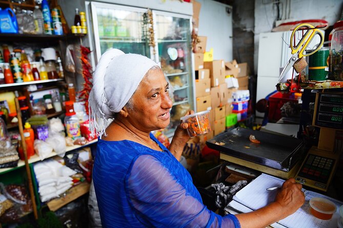 Cape Malay/Creole Cooking Class and Local Shopping in Salt River - Food as a lesson in Cape Muslim culture