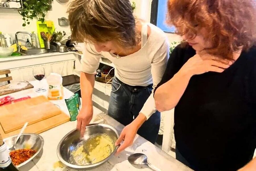 Catania: Pistachio Ravioli, Pasta Home Cooking Class w/ Wine - Key points at a glance