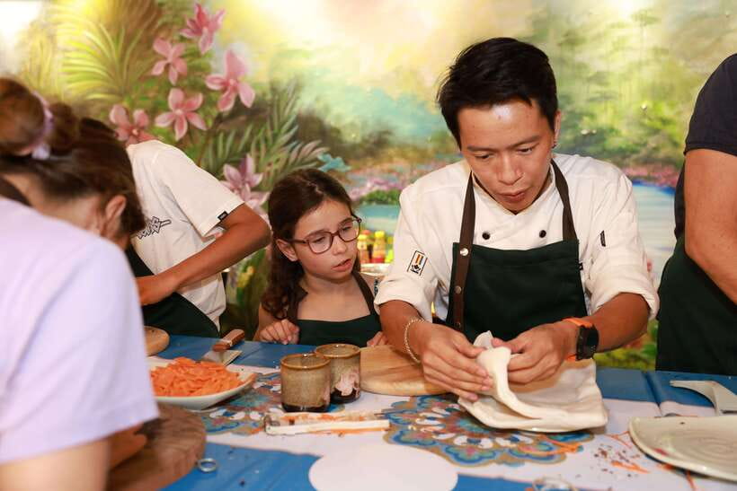 CatBa: Authentic Vietnam Cooking Class and local market tour - From market ingredients to Linda Kitchen