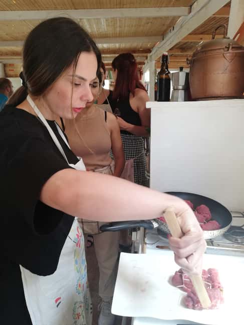 Ceglie Messapica: Orecchiette Pasta Making Class with Meal - Why the food matters here