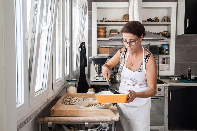 Cesarine: Home Cooking Class & Meal with a Local in Alberobello - What you actually cook during the three hours