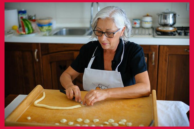 Cesarine: Home Cooking Class & Meal with a Local in Bari - Tiramisu, cartellate, and the sweet finish