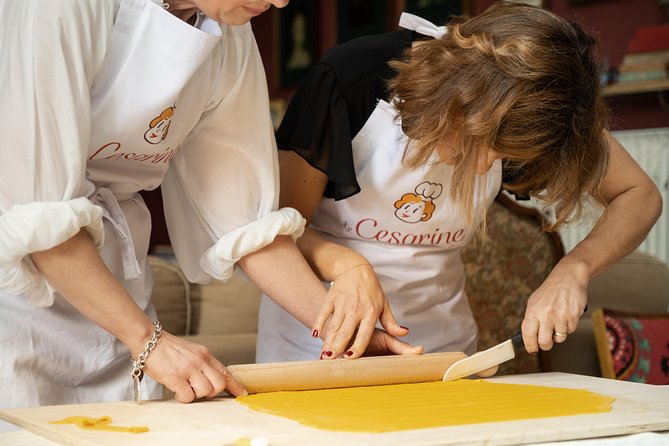 Cesarine: Home Cooking Class & Meal with a Local in Bologna - Making tortellini, tagliatelle, and other pasta