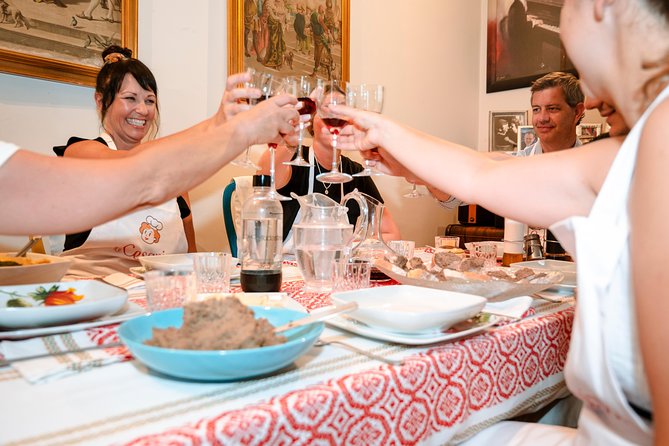 Cesarine: Home Cooking Class & Meal with a Local in Varenna - What the private format is worth