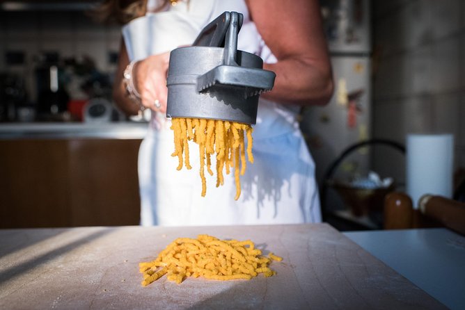 Cesarine: Market Tour & Cooking Class at Local's Home in Bologna - The hosts who shape the mood