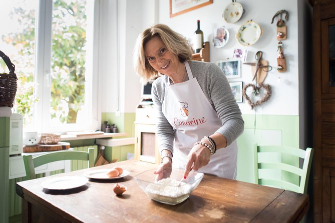 Cesarine: Market Tour & Home Cooking Class in Catania - Practical details that affect your day