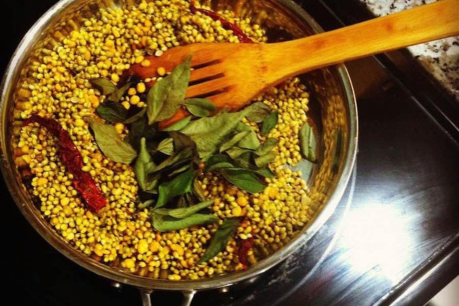 Chennai Dosa Making Class & Home-Dining Experience with Jyashree - The meal on a banana leaf