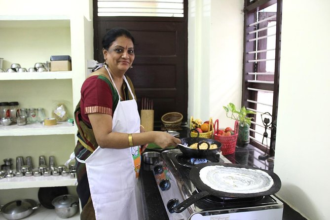 Chennai Super Market Tour and Cooking Class with a Fun Local - Meeting Sundari in Adyar