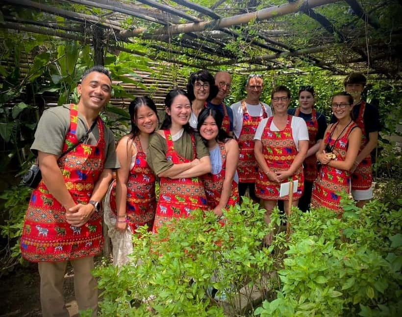 Chiang Mai: Cooking Class, Market & Thai Herbs Garden Tour - Choosing your Thai menu