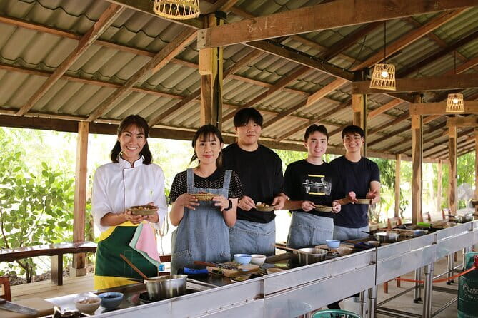 Chiang Mai Cooking Class - Siam Authentic Cooking Class - Eating beside the rice fields