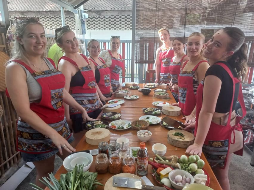 Chiang Mai: Cooking Class with Market and Pickup - What you may cook during the 210 minutes
