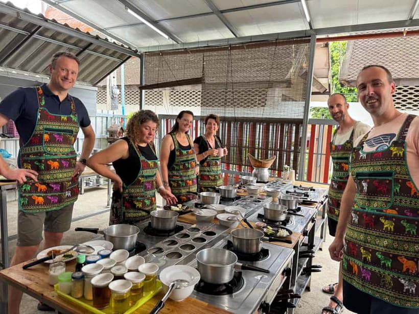 Chiang Mai: Cooking Class with Market and Pickup - The teaching style is part of the experience