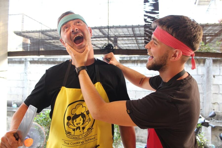 Chiang Mai: Half Day Evening Cooking Class with Market Tour - Key points to know before booking