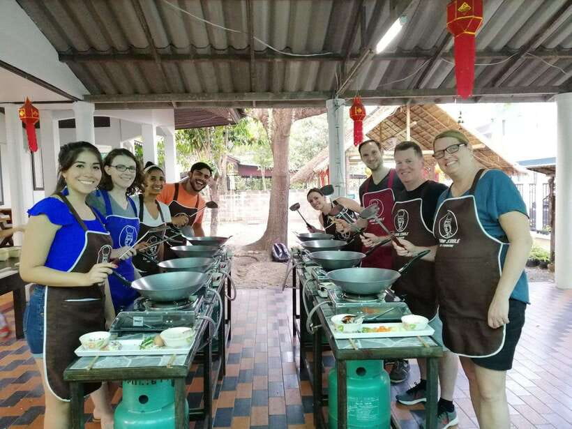 Chiang Mai: Thai Cooking and Market Tour with Lanna Smile - Choosing six dishes from the Thai menu