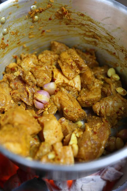 Chiang Mai : Traditional Northern Cooking Class - Making chicken khao soi from the ground up
