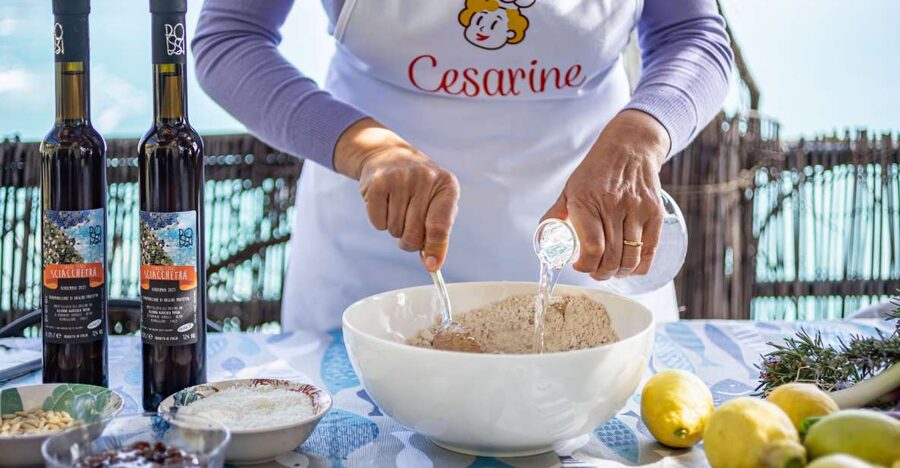 Cinque Terre: Gnocchi & Pesto cooking class with seaview - What happens during the three-hour class