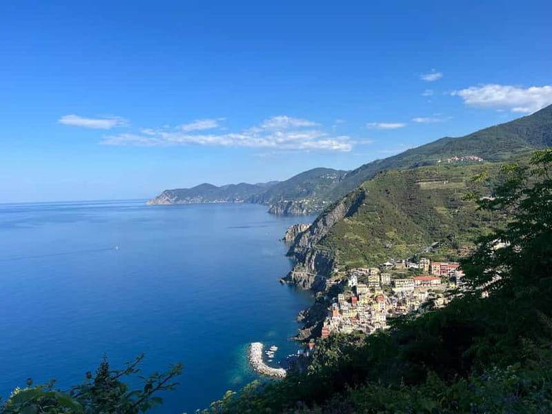 Cinque Terre: Pesto Cooking Class at a Local's Home - Learning the Story Behind Ligurian Pesto