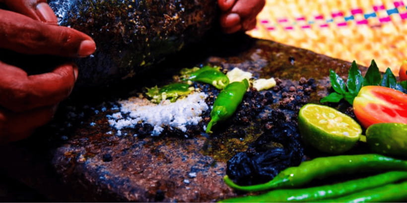 Colombo: Local Market Tour & Cooking Demo with Lunch - Choosing vegetables, fruit, and meat