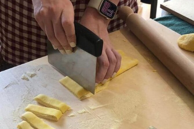 Colorful Pasta Tagliatelle and Ravioli Cooking Class near Arezzo - Dietary needs and practical details