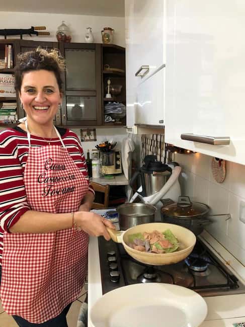 Colorful Tagliatelle and Ravioli Cooking Class near Arezzo - The value of $116 per person