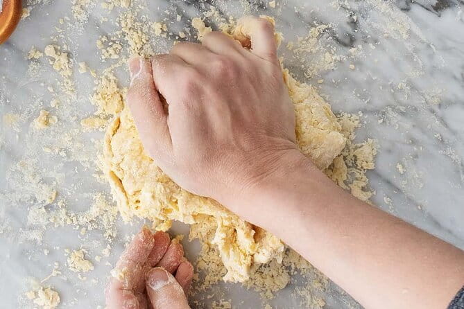 Cooking Art Brunelleschi with Unlimited Wine - What the three-hour class is really like
