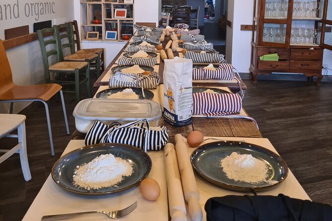 Cooking Class 2 Hour Spanish Steps - Fettucine and Tiramisù - Turning flour and eggs into Roman-style pasta