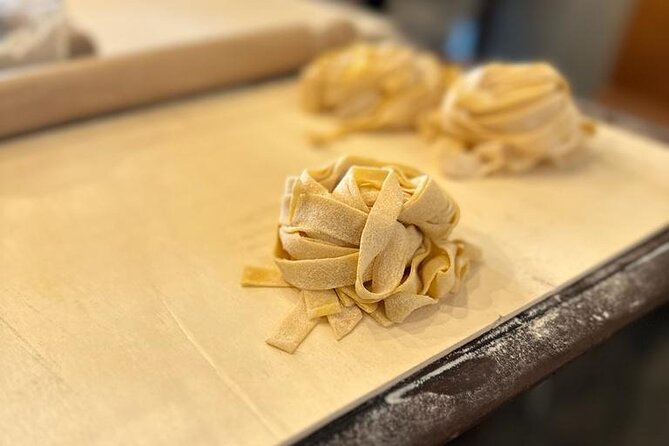 Cooking Class 2 Hour Spanish Steps - Fettucine and Tiramisù - From the kitchen table to dinner
