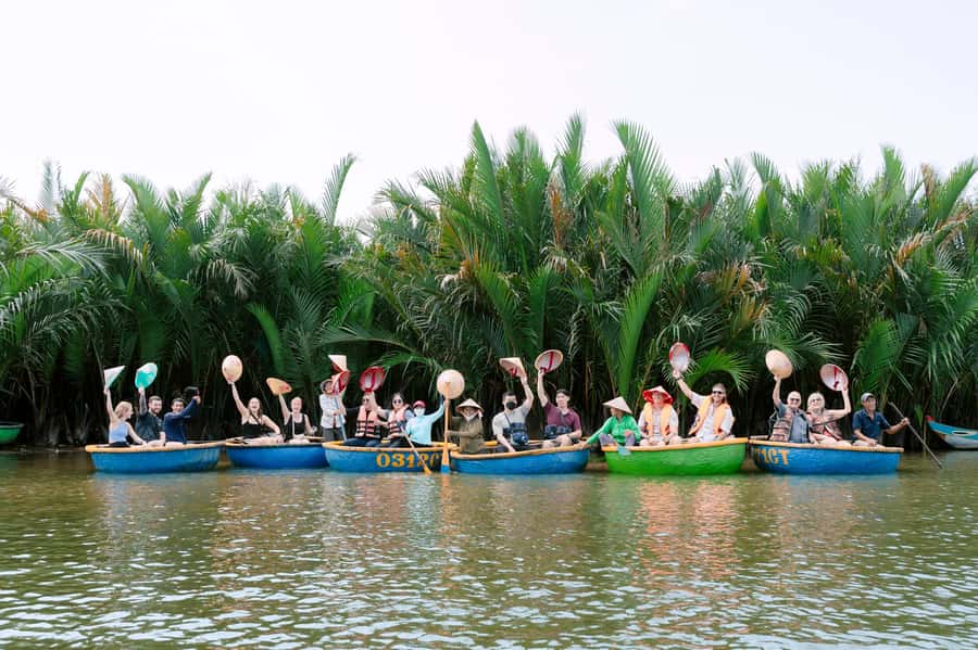 COOKING CLASS & BASKET BOAT - Morning or afternoon: choosing your timing