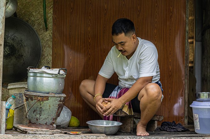 Cooking Class by Samui Native Instructor Geng and O Family - Vegetarian cooking is available