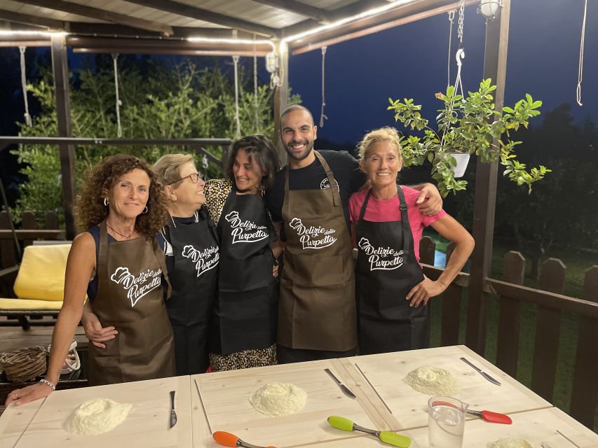 Cooking class, dinner and wine tasting in Lecce (Corigliano) - Meeting Enza, Antonio, and their family