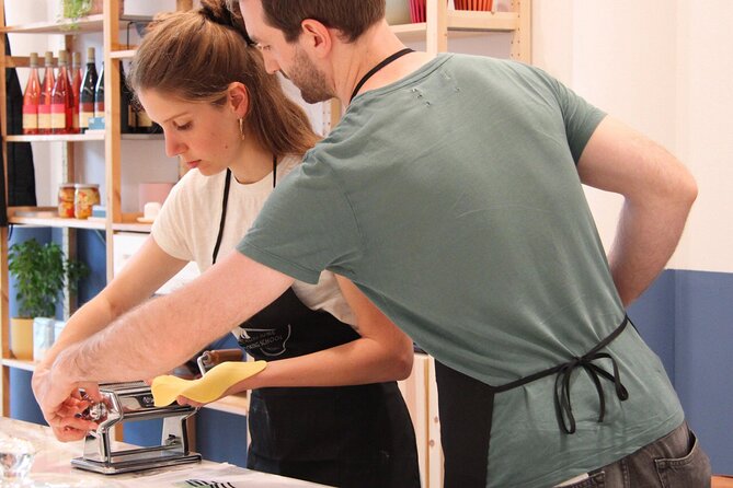 Cooking Class : Fresh pasta and TIRAMISÙ with Lake Garda wines - Who will get the most from it