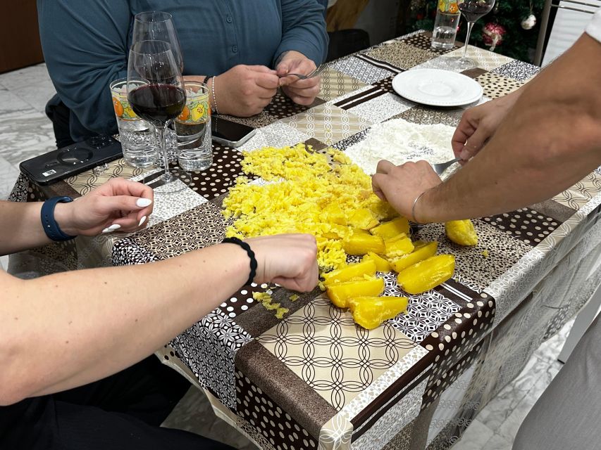 Cooking Class - Gnocchi like an Italian Grandma - The teaching style and language