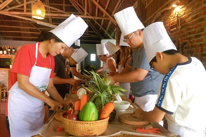 Cooking Class Hoi An:Local Market, Basket Boat, Fishing & Cooking - Hoi An Market: useful, but not a long food tour