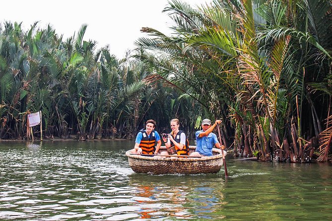 Cooking Class Hoi An:Local Market, Basket Boat, Fishing & Cooking - The kitchen is the heart of the experience