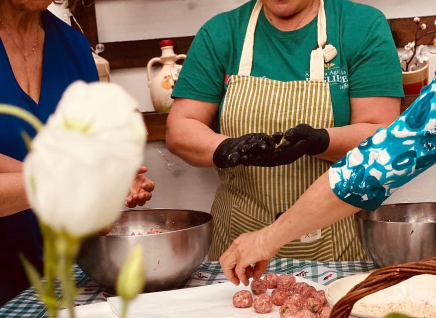 Cooking Class in a Historic Home in the Heart of Brindisi - Starting with orecchiette and tomato sauce