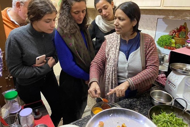 Cooking Class in Jaipur – Family Experience with Meal & Transport - Cooking in a Jaipur home instead of a restaurant