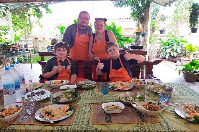 Cooking Class in Ko Samui for Small Group - Morning lunch or afternoon dinner