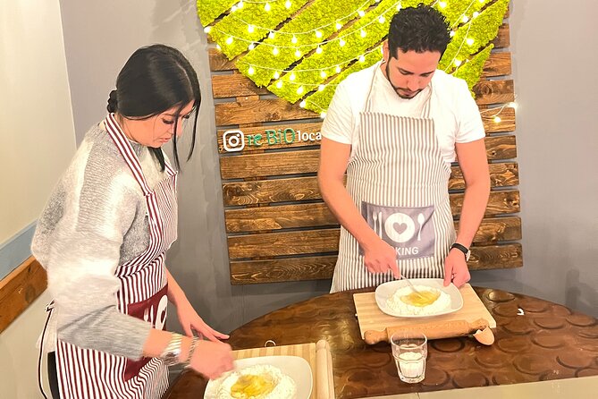 Cooking Class in Rome: Make Fettucine & Tiramisù with Chef Paolo - Why the social setting works for families and solo visitors