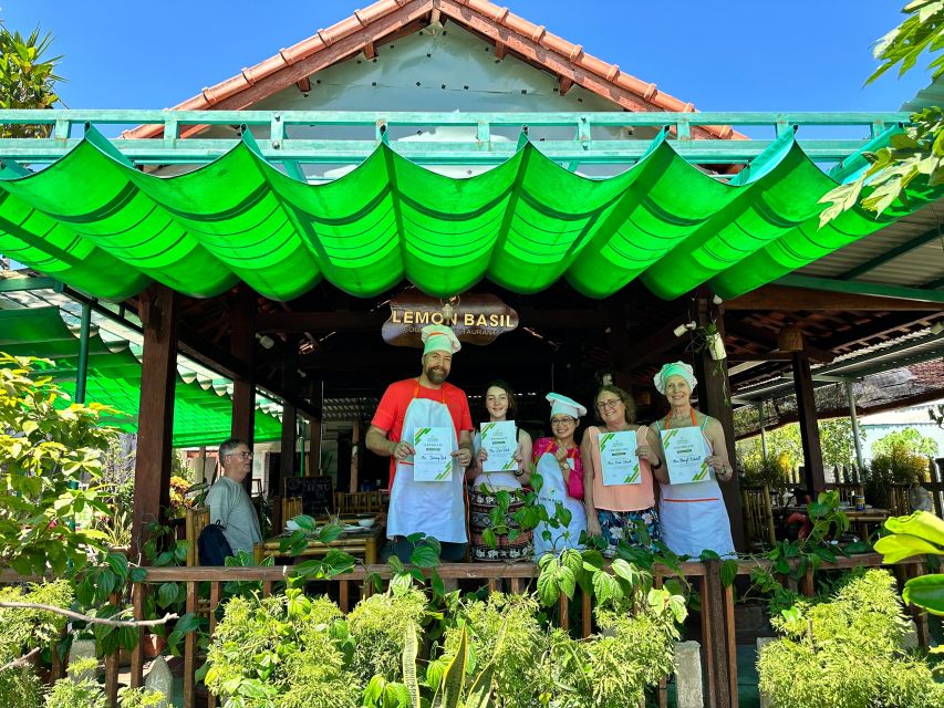 Cooking Class in Tra Que Organic Vegetable Village - From Hoi An market to the Tra Que fields