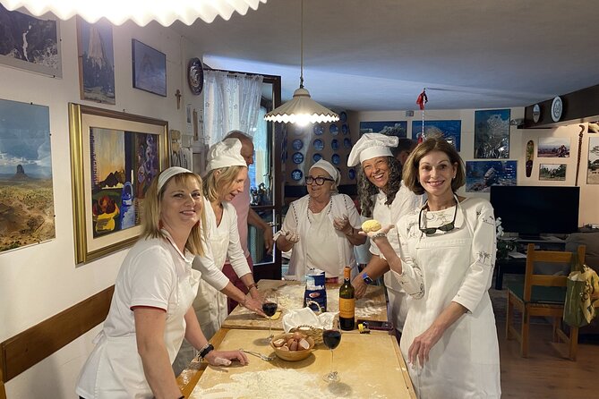 Cooking class in Tuscan Villa near Cortona - Eating what you prepared