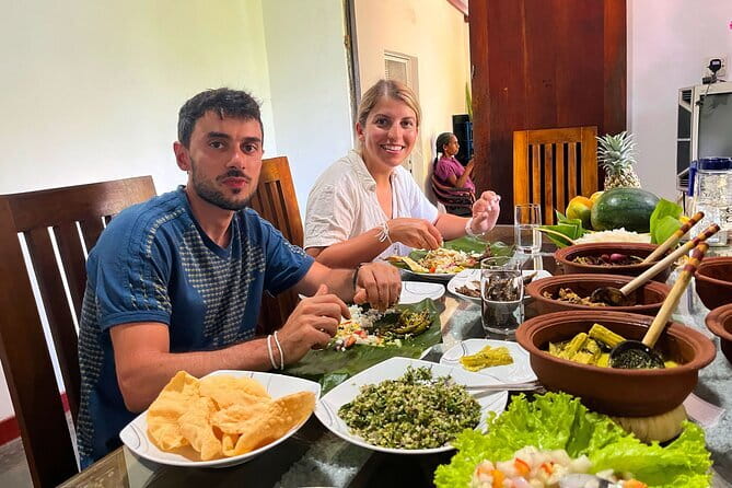 Cooking Class Sri Lanka with Locals - Entering Anu and Danuka’s family home