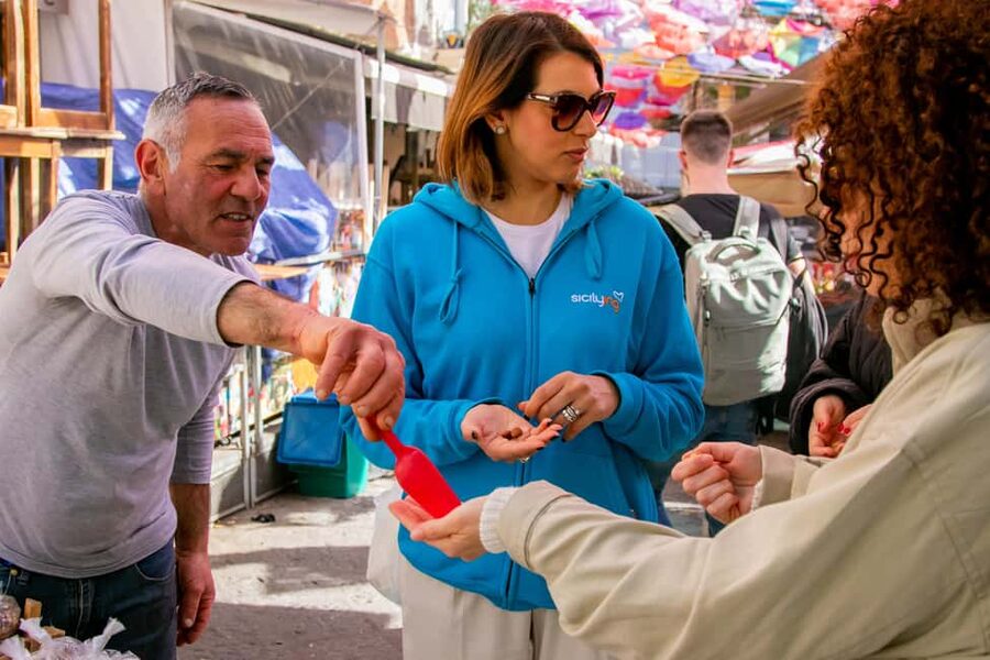 Cooking class, visit to the Catania market and light lunch - Practical Details Before You Book