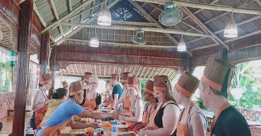 Cooking Class w Phở and Market & Basket Boat Ride in Hoi An - Why this Hoi An food tour works