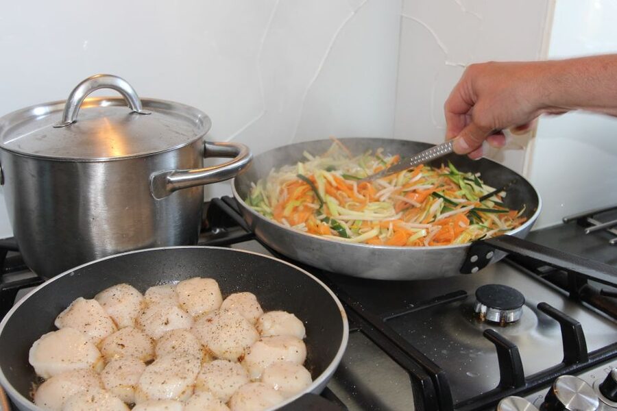 Cooking Class with a Parisian Chef - Cancellation and Booking Details