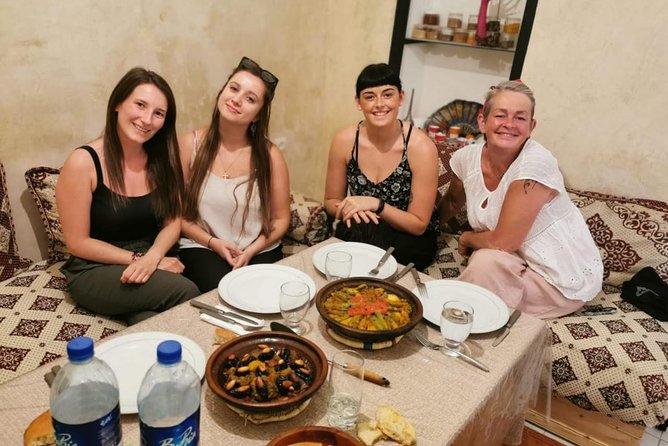 Cooking class with Chef Najla - What your hands actually do during the four-hour class