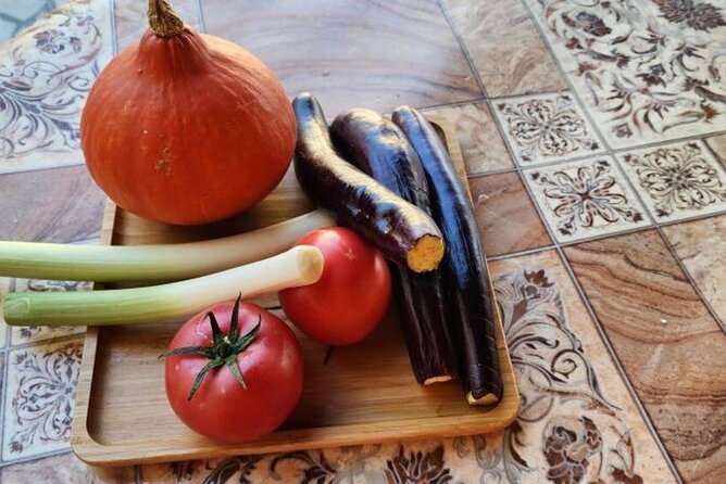 Cooking Class with dinner/lunch in Ulcinj Montenegro - A welcome drink and the green market