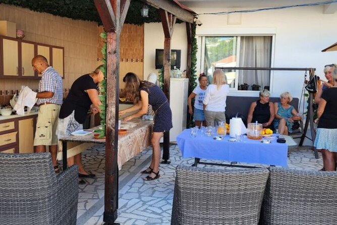 Cooking Class with dinner/lunch in Ulcinj Montenegro - Why the family setting matters